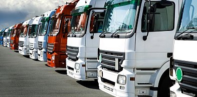 Transport i logistyka – jak przewoźnicy optymalizują cash flow