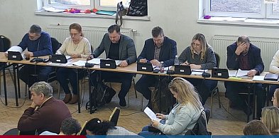 Obradują radni miejscy w Krośniewicach: dotacje, pominiki przyrody