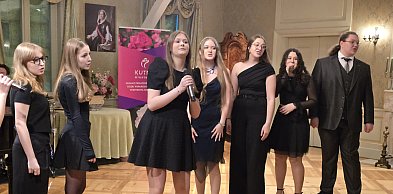 Pocałunek sztuki w Pałacu Saskim - inspiracją Agnieszka Mikołajczyk