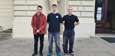 Błażej i Piotr z "Grabskiego" z indeksami na dziennikarstwo!