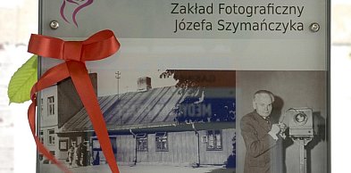 Kutnianie pamiętają o Józefie Szymańczyku fotografie, honorowym członku TPZK