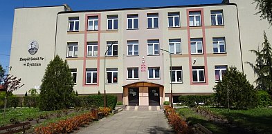 O przedwojennej historii żychlińskiego cmentarza żydowskiego w Zespole Szkół nr 1