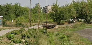 Umowa na projekt mostku przez Słudwię podpisana