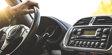 Pierwsza jazda w mieście – jak się przygotować psychicznie i co zabrać ze sobą?