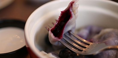 Retro proponuje: pierogi z jagodami, kaczkę faszerowaną i sałatki-71212