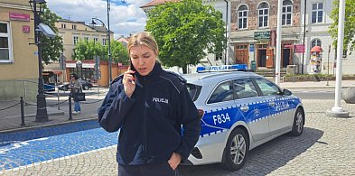 Dzielnicowy na urlopie pomógł rannym w wypadku-71508
