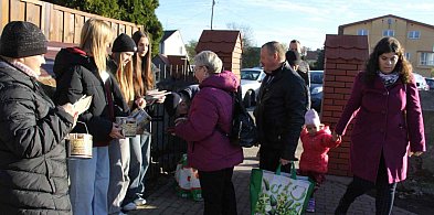 X jubileuszowa kwesta w Krośniewicach - wspólna pamięć zaklęta w historii-71816