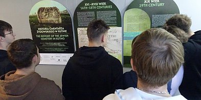 Czy zmieni się nasze podejście do cmentarza żydowskiego w Kutnie?-72044