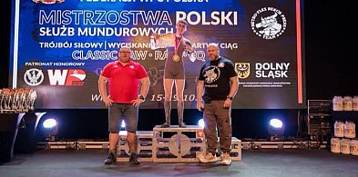 Kacper Pawłowski z "Grabskiego" z dwoma złotymi medalami i rekordem Polski-72065