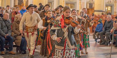 Prawdziwa góralska radość Bożego Narodzenia w licheńskiej bazylice-73207