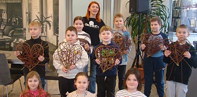 Magia wikliny w dziecięcych rękach - ferie w bibliotece