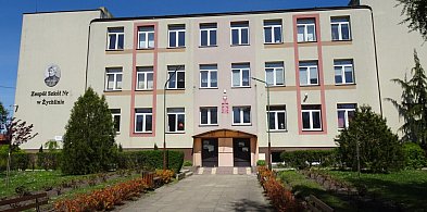O przedwojennej historii żychlińskiego cmentarza żydowskiego w Zespole Szkół