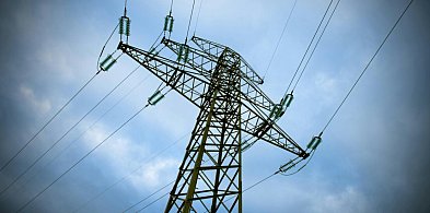 Nowe słupy, nowe ograniczenia. Inwestycja Energi budzi niepokój w regionie