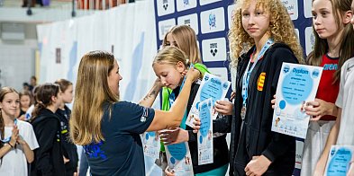 Młodzi pływacy z "Delfinka" z medalami i życiówkami-72224