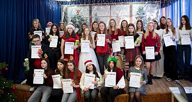 Tradycyjny Przegląd Świątecznych Piosenek w Języku Obcym-72891