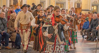 Prawdziwa góralska radość Bożego Narodzenia w licheńskiej bazylice-73207