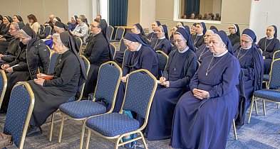 Maryja pośród kobiet. Zwiastunki Ewangelii. Sympozjum Maryjno-Mariologiczne