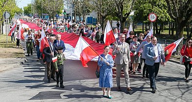 Dzień Flagi - symbolu narodowej jedności. Kutno świętowało patriotycznie