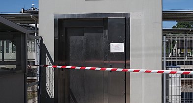 Problem wraca jak bumerang. Kolejna awaria windy na dworcu w Kutnie