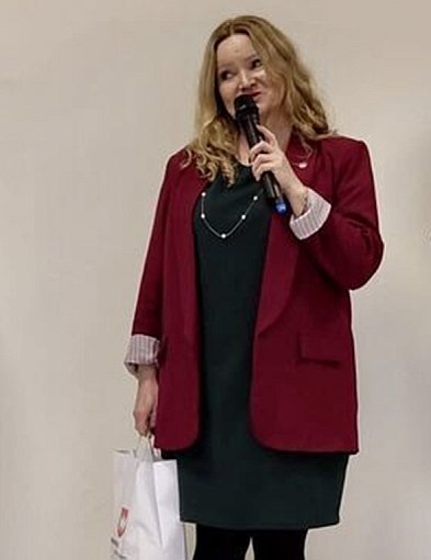 Katarzyna Erdman: Teraz co sesja będzie uchwała o moim wynagrodzeniu bez widełek-72840