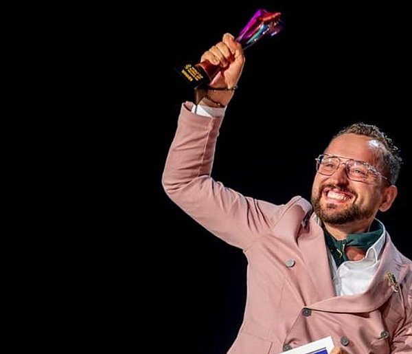 Nie zabraknie wrażeń artystycznych. Mistrz Świata we Florystyce na Święcie Róży -70527
