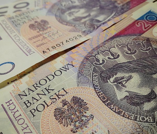 ZUS przeliczy świadczenia. Tyle więcej wpłynie na konta emerytów-71556