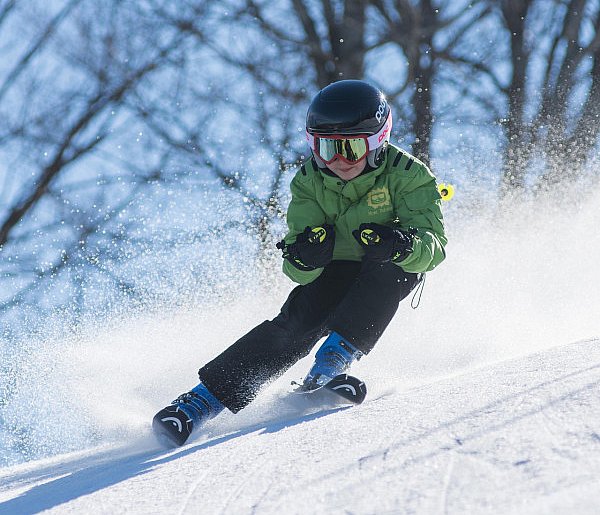 Ferie zimowe po nowemu. Decyzja MEN rozwścieczyła tysiące rodziców-71923