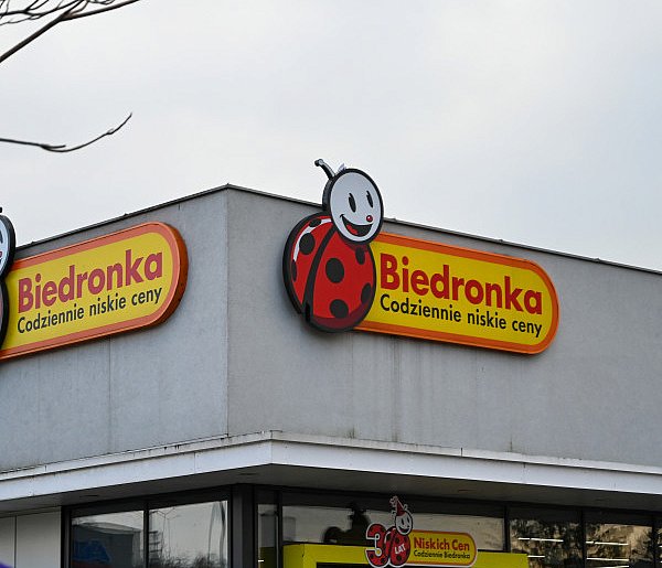 Biedronka publikuje ostrzeżenie. Sprawdź, czy masz ten towar w domu-72015