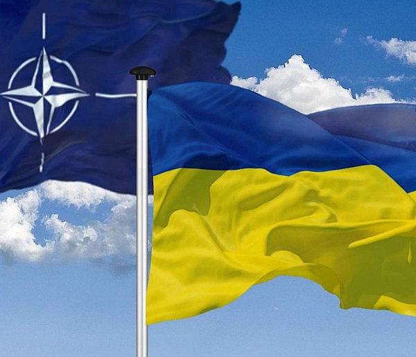 Premier Wielkiej Brytanii zwołuje pilne spotkanie liderów-72657