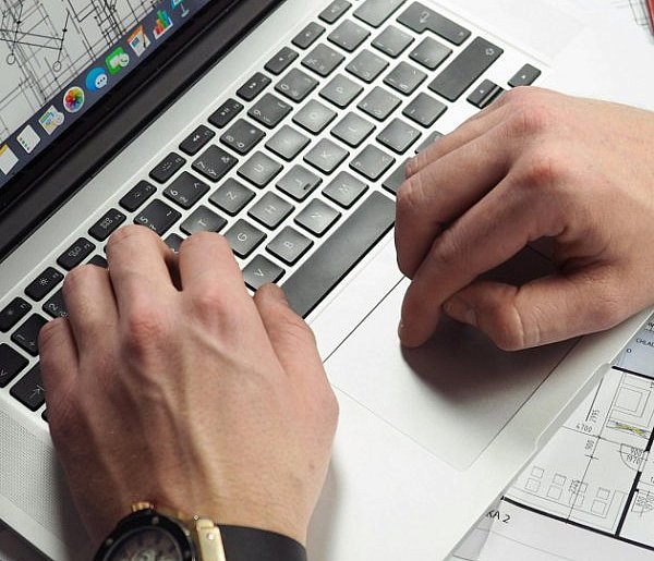 Stabilizacja zamiast fajerwerków. Co 2025 rok zmienił w polskiej gospodarce?-73036