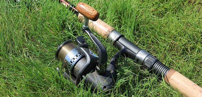 Jak wybrać idealny sprzęt wędkarski na udane łowy?