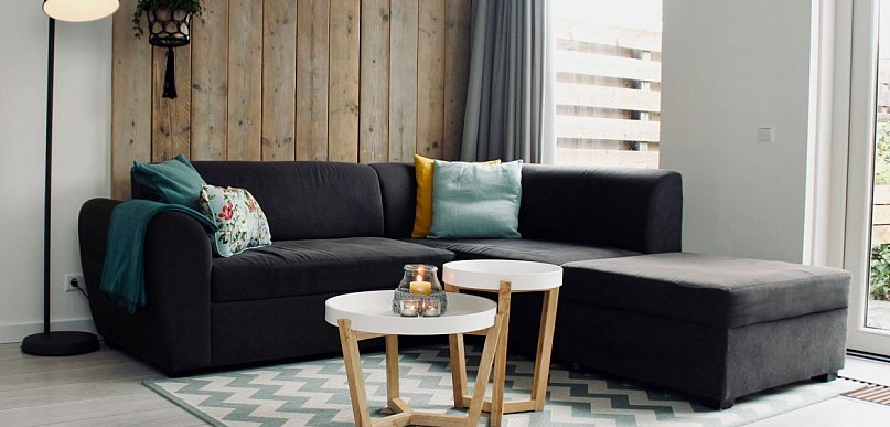 Narożniki z funkcją spania – jaki materiał obiciowy wybrać?