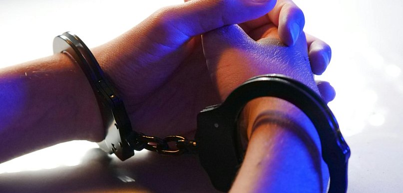 Amfetamina, marihuana i ekstazy. 44-latek wpadł pod blokiem