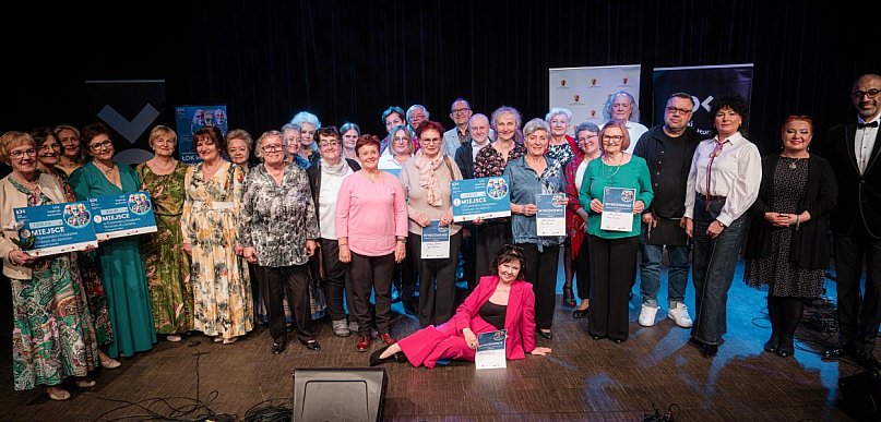 Pasja nie ma wieku. Seniorzy z Łódzkiego zaprezentowali talenty wokalne