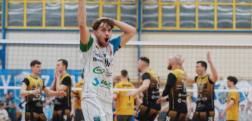 Siatkarski thriller w Żychlinie! Volley Żychlin o krok bliżej awansu