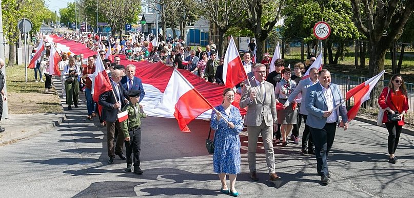 Dziś Dzień Flagi - symbolu narodowej jedności