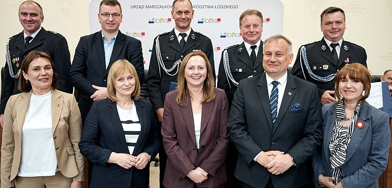 Łódzkie dla bezpieczeństwa. 3,5 mln zł w prezencie z okazji Dnia Strażaka