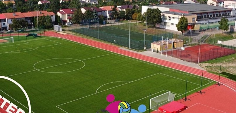 Oferty na modernizację kompleksu sportowego przy "Dziewiątce" za duże