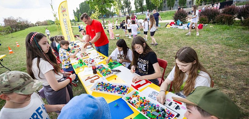 Ninja – Warrior, Myszka Miki, Pikachu, Stich. Piknik z "Siódemką"