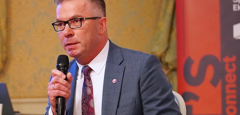 Mariusz Sikora, prezydent Kutna z wotum zaufania