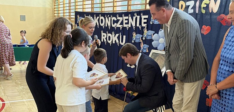 Dzień Rodziny i uroczyste zakończenie roku szkolnego w Przedszkolu Specjalnym