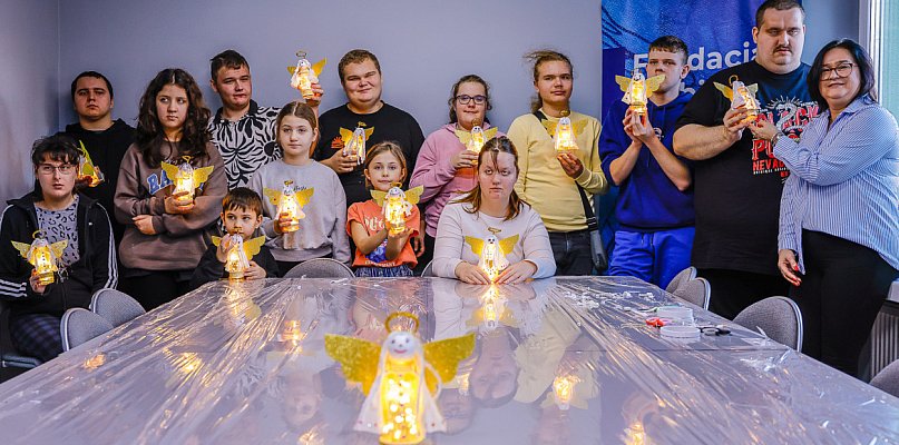 Moc Małych Społeczności w Żychlinie: wiedza, integracja i twórcza terapia - 72324