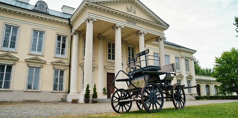 Parafia w Krośniewicach z dofinansowaniem na renowację ołtarza