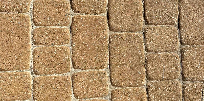 Od 14 maja nie można parkować samochodów przy Oporowskiej 22a