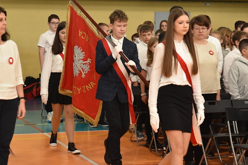 Obchody Święta Niepodległości w Szóstce