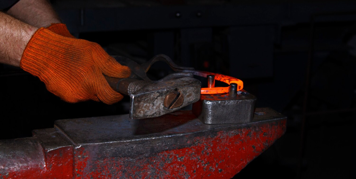 Odlewnia odlewów staliwnych i żeliwnych: Precyzja i trwałość dla przemysłu