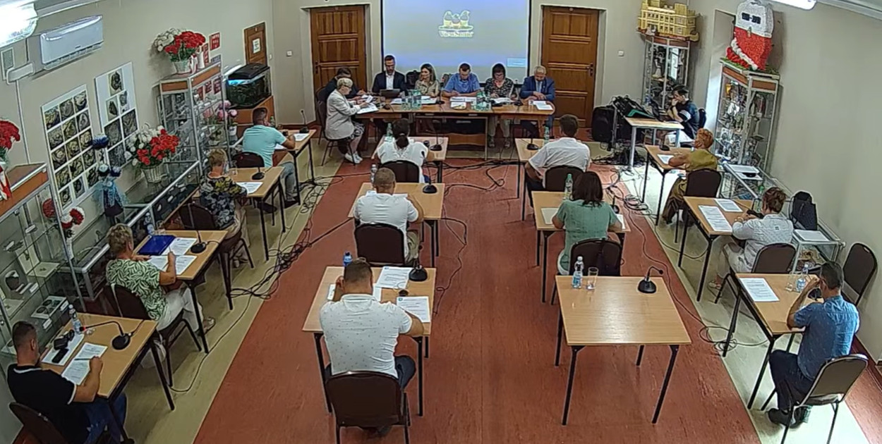 Gmina Łanięta: Kasa dla sołtysów, odwołanie skarbnika i skarga na wójta