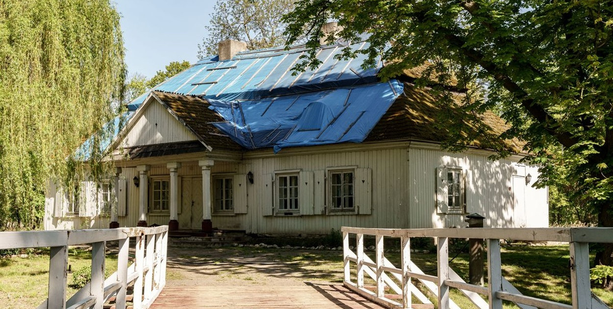 Dwór w Łękach Kościelnych fot. Urząd Marszałkowski Województwa Łódzkiego