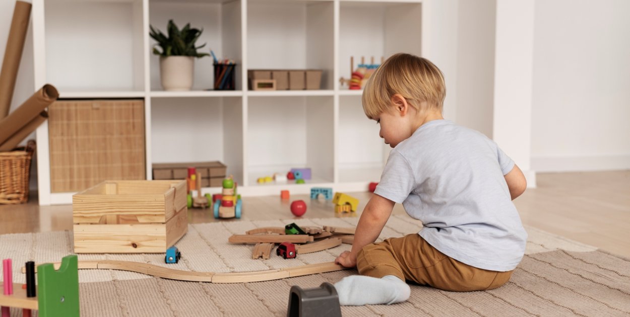 Dziecko preferujące zabawę w pojedynkę - norma rozwojowa czy sygnał do obserwacji?