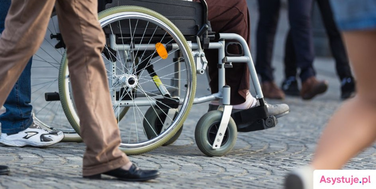 Bezpłatna platforma łączy osoby z niepełnosprawnościami i asystentów z Kutna